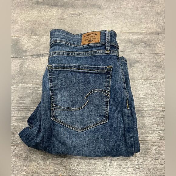 Mid Rise Skinny Levi Strauss - Picture 4 of 5